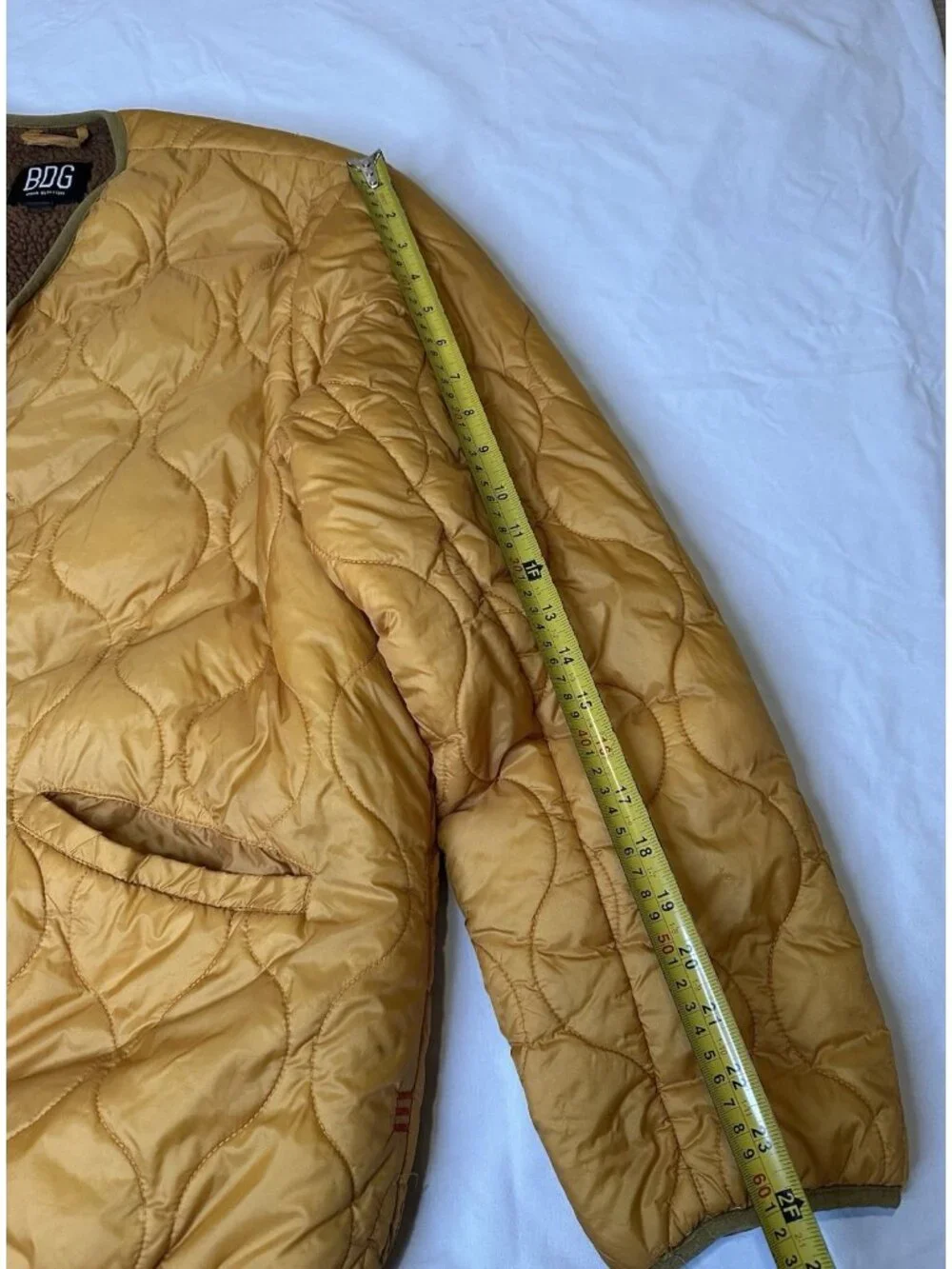BDG Men’s Military-style Nylon quilted liner jacket Mustard XL